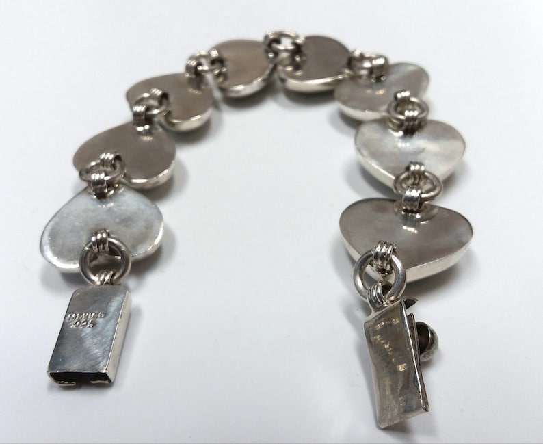 Sterling Silver Gaspeite Estate Heart Bracelet. Mexico
