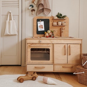 Mini play kitchen clearance