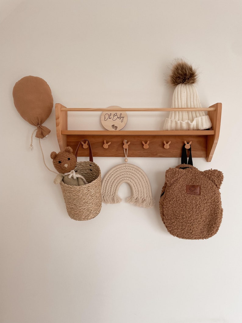 Montessori Baby & Kids Room Shelf with Hooks, Nursery Shelves, Kids Room Decor, Baby Room Decoration, Nursery Decor, Montessori Toddler zdjęcie 3