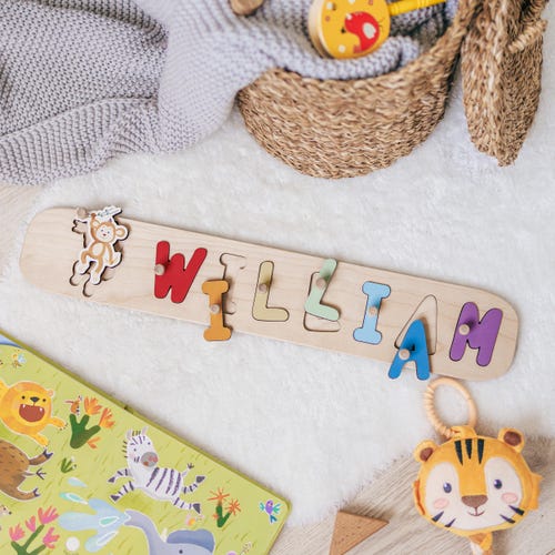 Gepersonaliseerde babycadeaus: naampuzzel voor peuters, safari-thema kinderkamerdecoratie