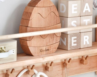 Décoration d'étagère pour chambre d'enfant, cadeau d'anniversaire de bébé, oeuf Montessori à empiler, jouets en bois respectueux de l'environnement, cadeau personnalisé pour tout-petit, enfants, Childuniverse