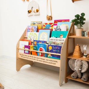 Bokhylla för barnrum, bokhylla i trä, bokställ för barn, Montessorimöbler, 1-årspresent, böcker som vetter mot framsidan bild 5