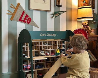 Speelgoedauto-parkeergarage, paascadeau peuter, gepersonaliseerd speelgoed voor jongens, montessori-speelgoedauto-opslag, peutercadeau