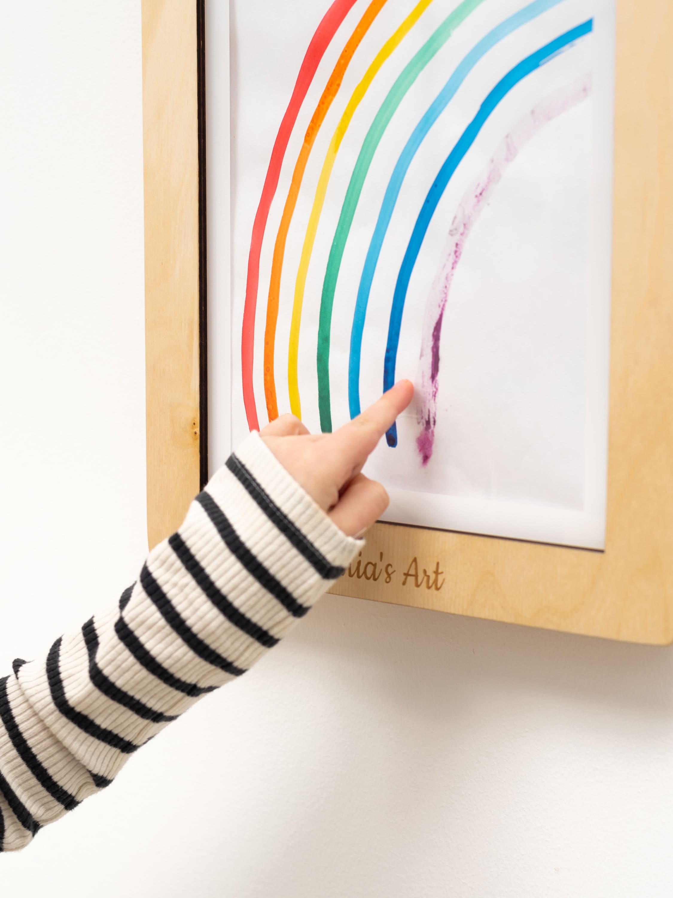LuxRound Kids Art Frame With LED Light, Changeable Artwork Display & Storage Frame For Children, Kid's Pictures Frame, Wall-mounted