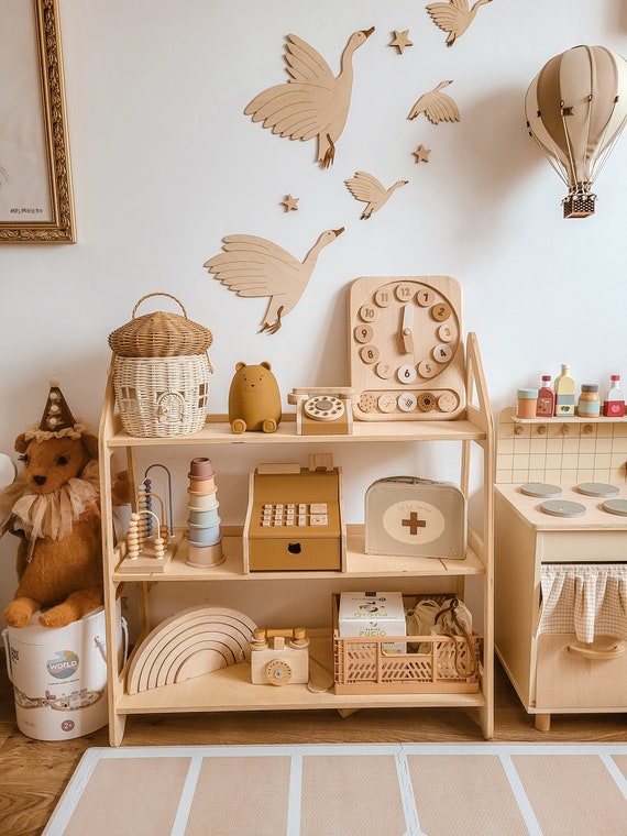 Organisation, jeux et activités pour les bébés de 12 - 18 mois -  inspiration montessori 