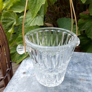 Ice bucket with chiseled glass and scoubidou handle - Vintage
