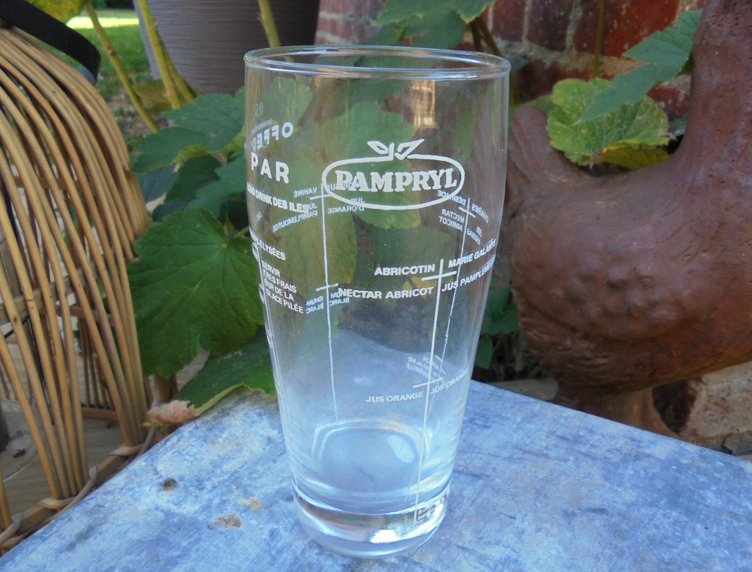 Doseur Verre Pampryl de 0, 5 L avec Recettes Cocktails Long Drink Des Iles.