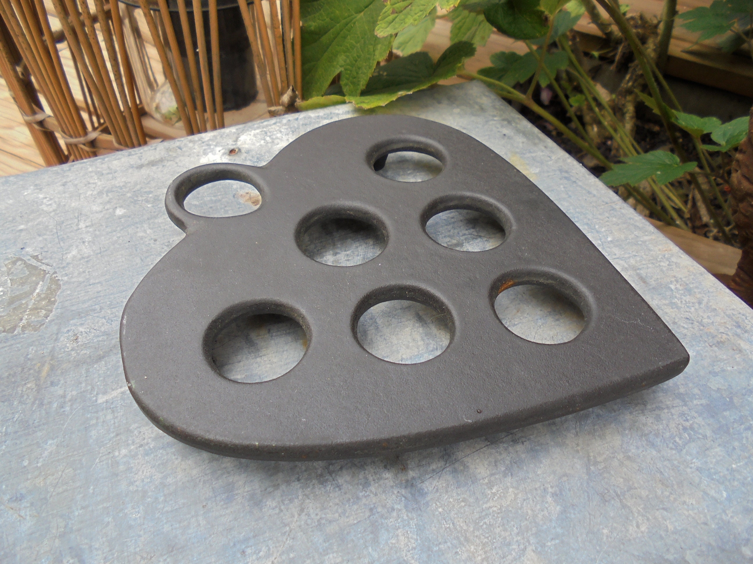 Dessous de Plat en Fonte Forme Cœur