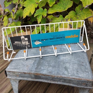 CADDIE Vintage tea towel shelf with its presentation box