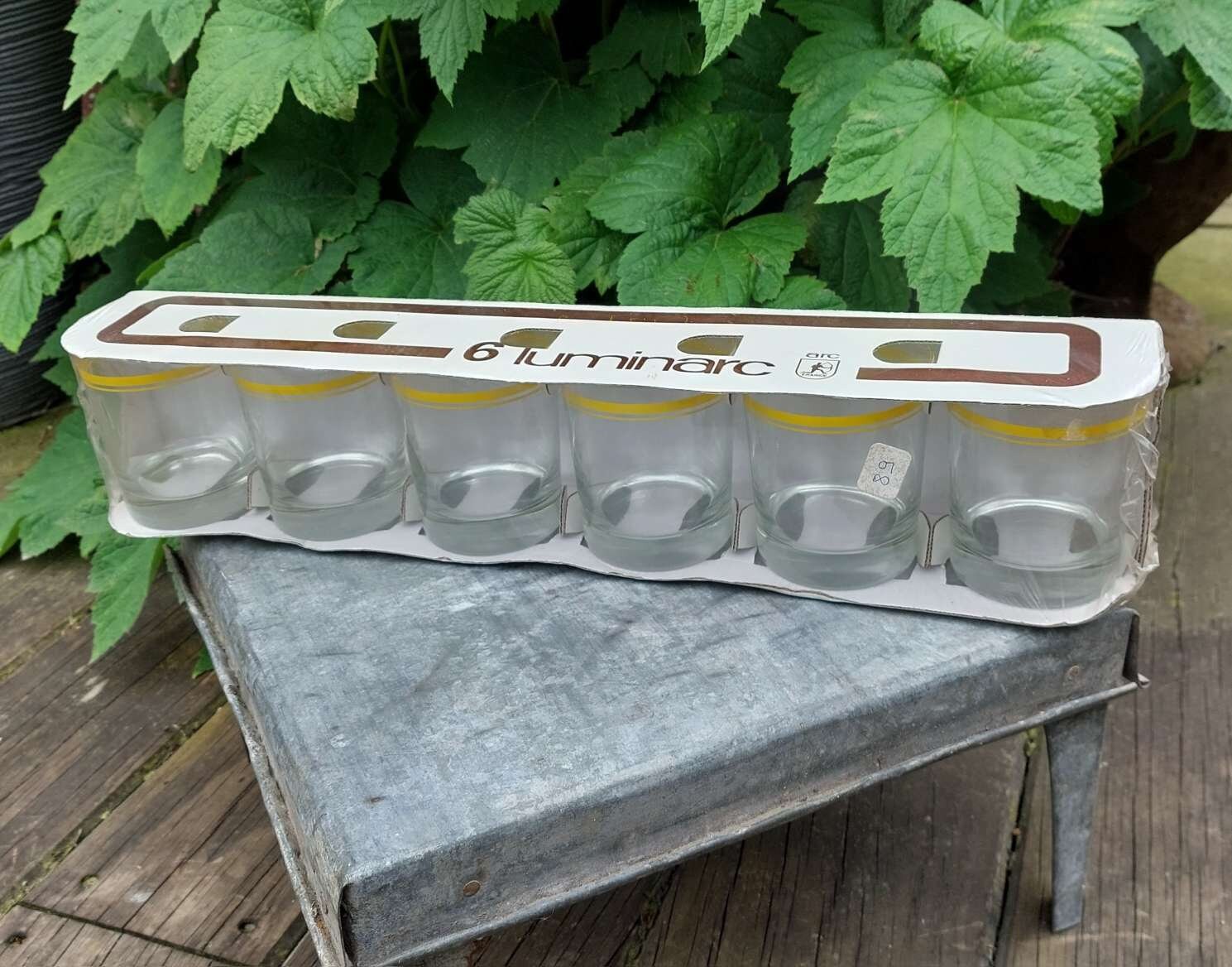 Verres LUMINARC STOCKHOLM aux filets jaunes 6 Verres à cocktail, à eau....