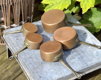 5 casseroles miniatures cuivre du type dinette pour décoration campagnarde