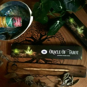 encens oracle of tarot - green tree - encens divination - fumigation - rituel cartes - cartomancie