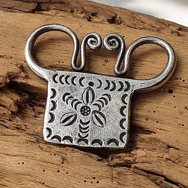 Pendentif unique fait main en argent massif, style ethnique, modèle mixte.