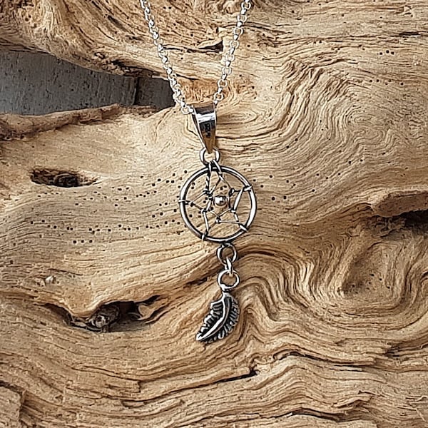 Collier argent 925, chaîne fine et pendentif Dream catcher et plume.