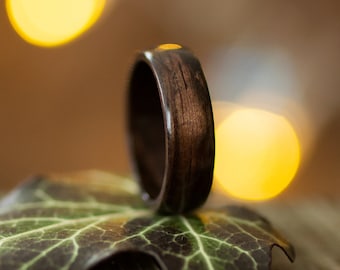 Bague en bois d'ébène, bague d'anniversaire de 5 ans fabriquée à la main, bague en bois courbé ébène