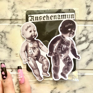 Tattooed Baby Doll Sticker Pack, Aufkleber, Illustration, gotische Kunst, gotische Aufkleber, dunkle Aufkleber, schwarze n weiße Aufkleber