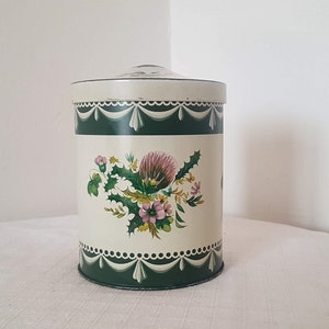 Mid-Century vintage round Tea Tin Canister Continer