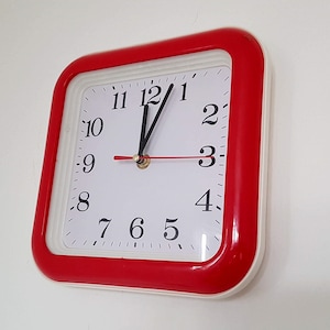Vintage Pop art Memphis Milano style wall clock