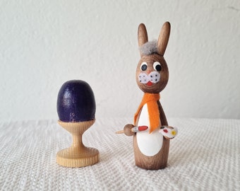 Vintage Erzgebirge Easter Bunny with Easel, German Folk Art Decor