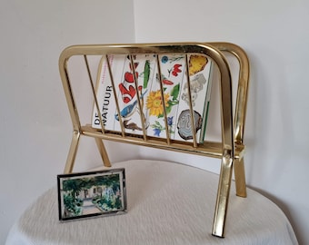 Vintage Mid Century Modern Hollywood Regency Metal Magazine Rack In Gold