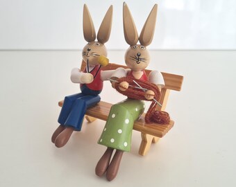 Conejitos de Pascua alemanes de madera vintage, decoración de arte popular de Erzgebirge