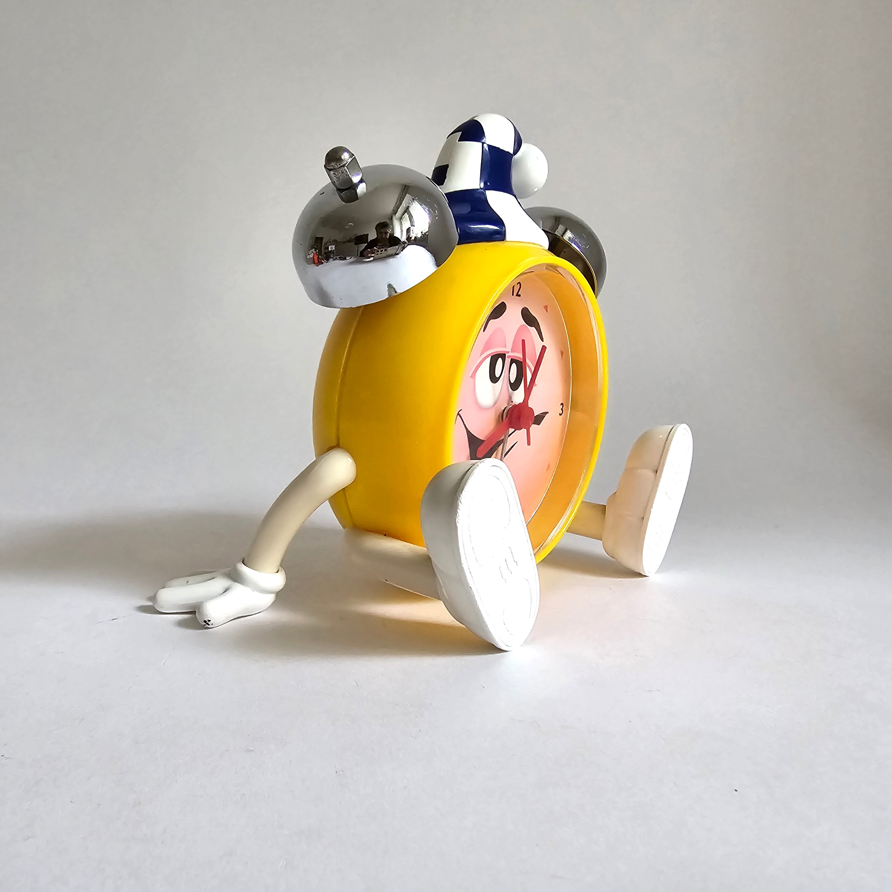 Vintage Pop Art Yellow M&M Table Rare Clock, Plastic Candy
