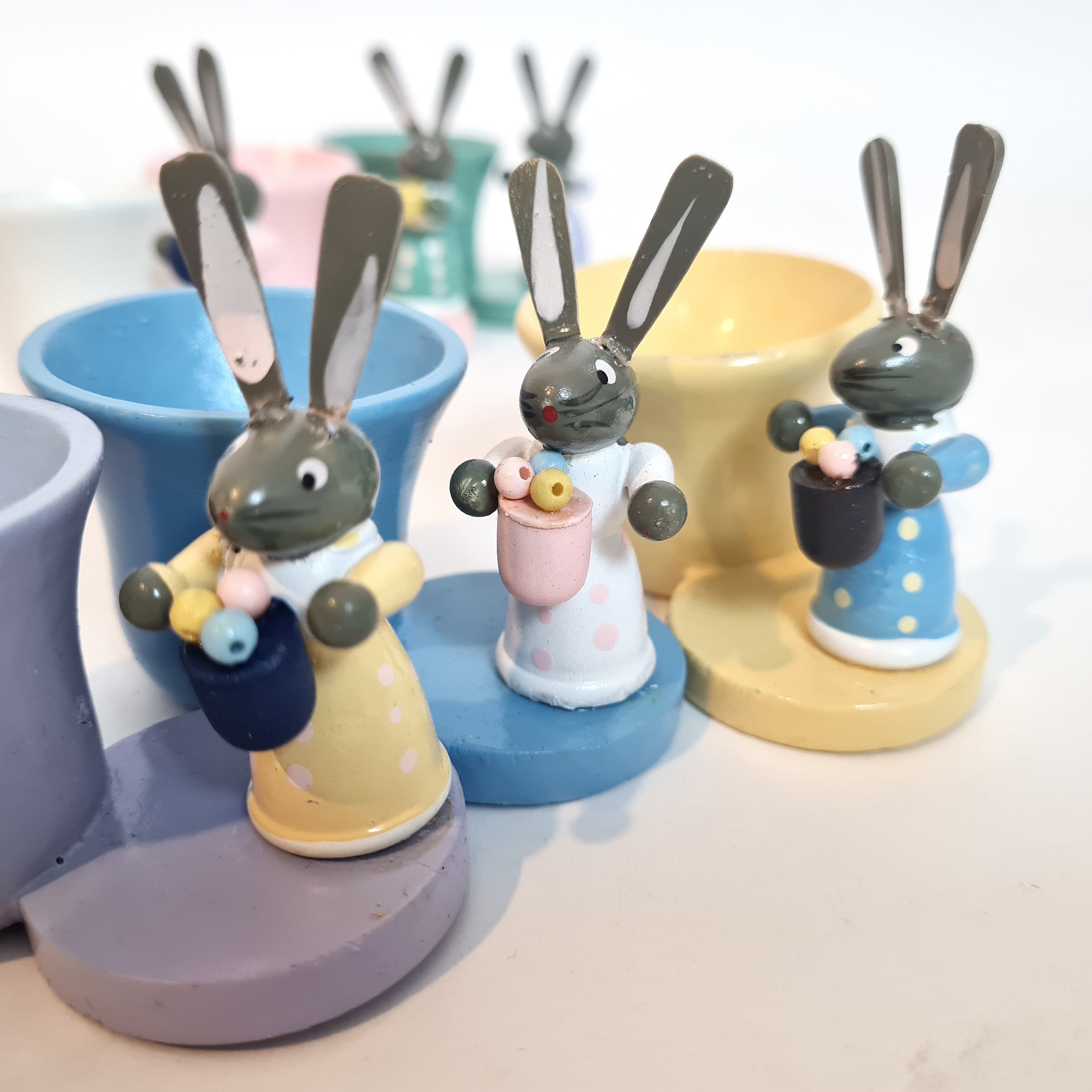 ヴィンテージ エルツ山地イースターセット 6 個入り カラフルな民芸品