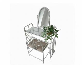 Tocador vintage de metal blanco estilo mediados de siglo con espejo y tablero de cristal, mesa de tocador y silla.