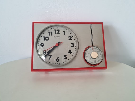 Orologio Da Parete Vintage Timer Rosso – Silenzioso, Vetro ABS, Movimento Silenzioso, Con Conto Alla Rovescia, Dimensioni 21,6x31,6x5,7 Cm