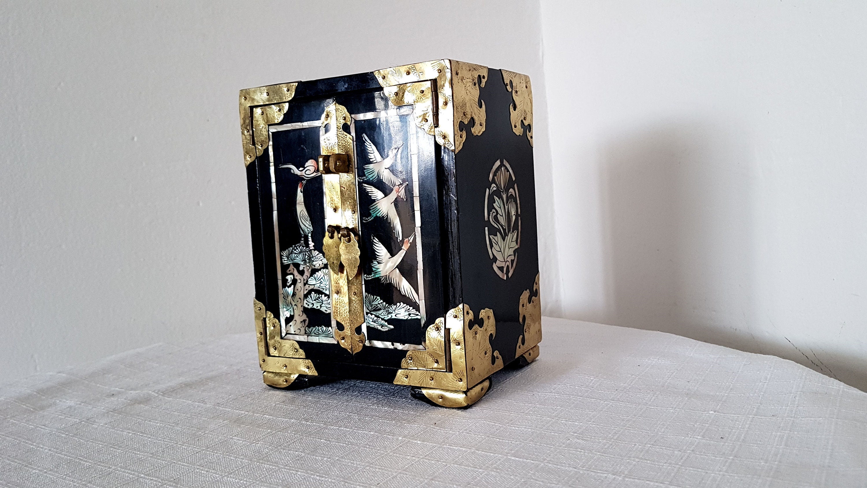 Mother of Pearl Chinese Box Etsy