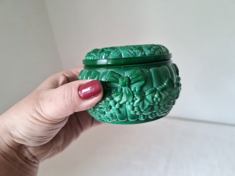 Bohemian Art Deco Glass Jewelry Box, Czech Schlevogt Ingrid Dose image 9
