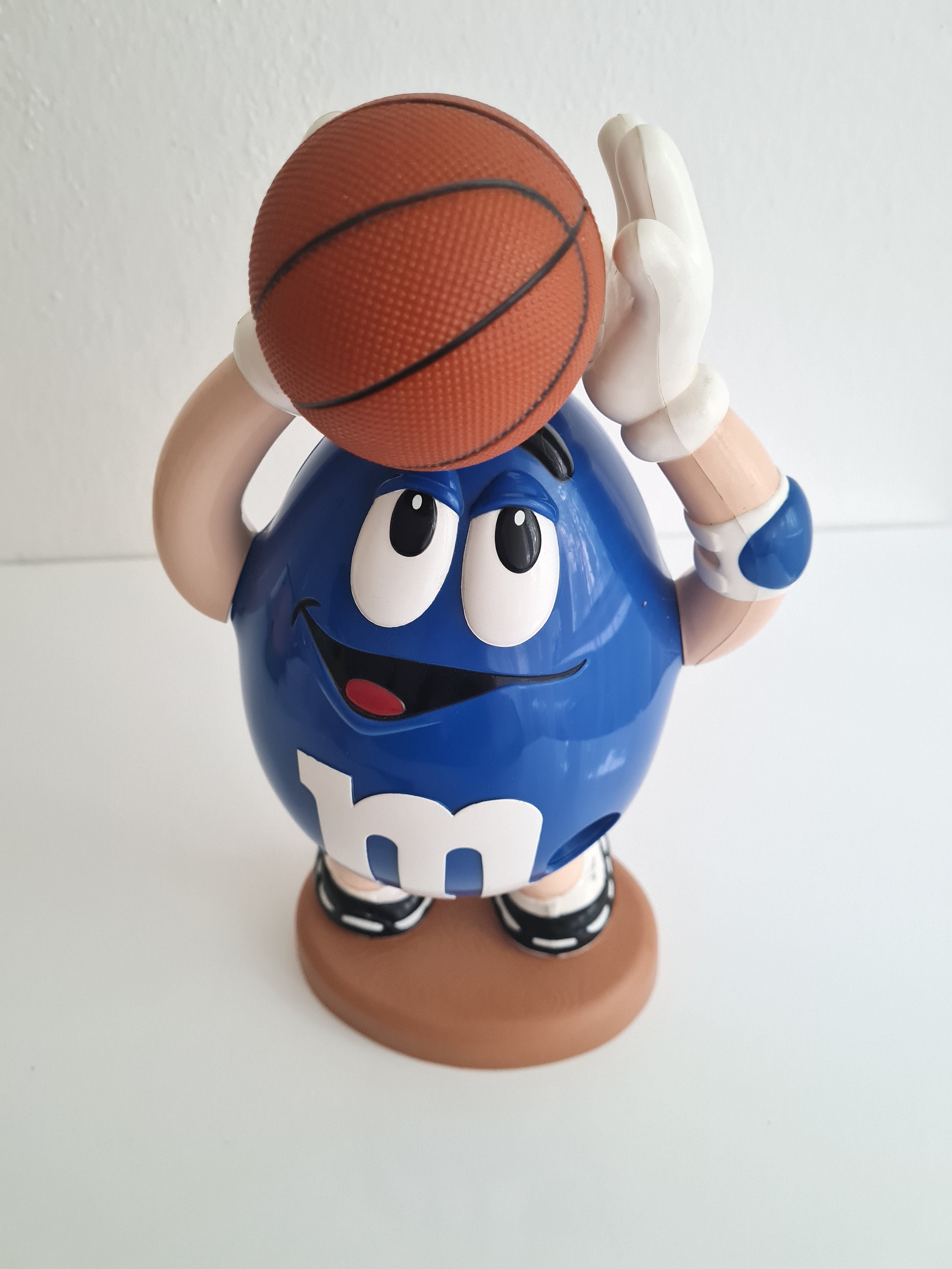 特撮 M&M's EURO LIMITED - BASKETBALL (BLUE) M&M MM BLUE LIMITED EDITION Sport Candy Dispenser Basketball