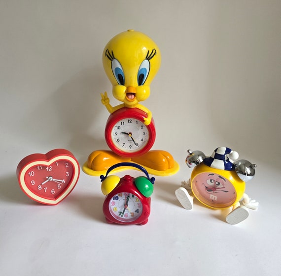 80- 90s vintage スタンドミラー レトロポップ ポストモダン 70〜80年代の逸品70点が一堂に。さらにミュージアムグッズも販売され