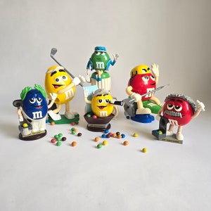 若者に人気のブランド コレクター向け ヴィンテージ M&M's ディスペンサー キャンディ スポーツ