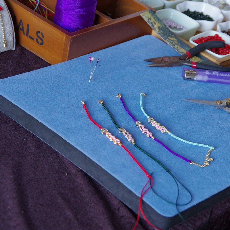 Custom flower woven string bracelet for women/ Copper gliding Etsy