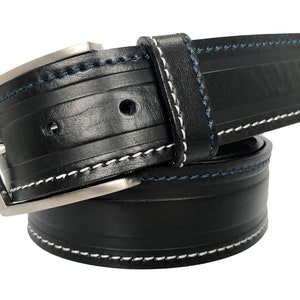 Italienischer Ledergürtel aus schwarzem Leder mit blauen Ziernähten 40mm