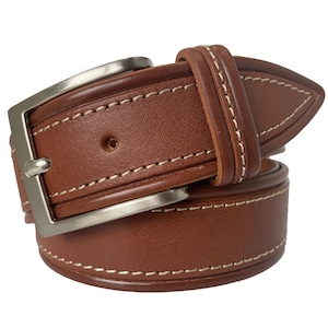 Cintura da uomo in pelle singola color cognac marrone chiaro in pelle italiana con punta affusolata color crema cucita 40 mm