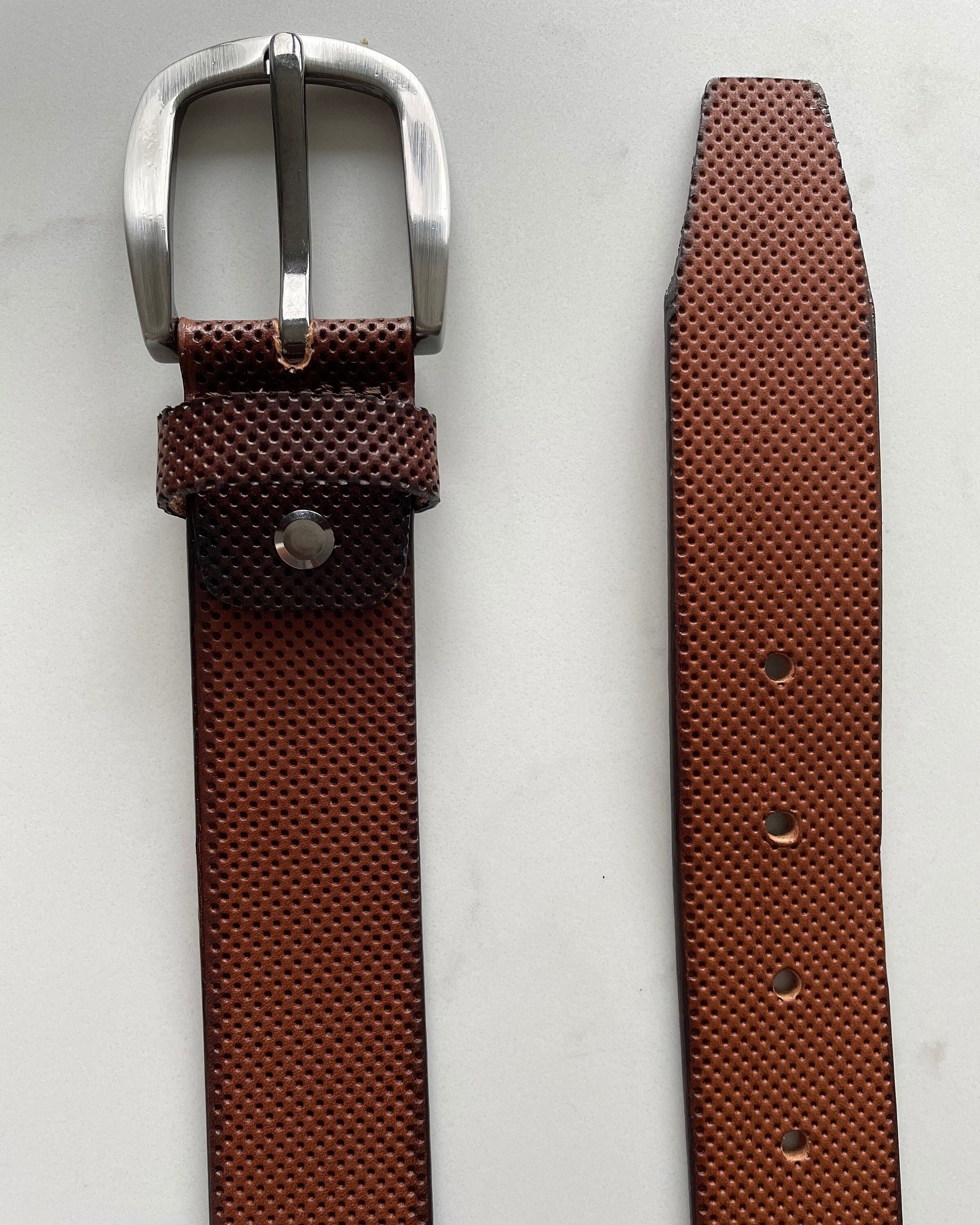 Made in Italy Cognac Brown Leather Belt with Metal Hook Closure One Size PGUN-ICOG-1.5_bca42af4-7534-  main image 2
