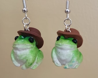 Funny Frog Earrings Dangle Polymer Clay Earrings Cute Frog Gift Funny Earring Quirky Earring for Frog Lovers Goblin Core Jewelry 1 1/4" Long