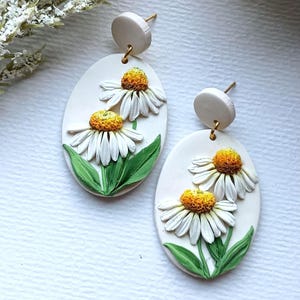 Coneflower Earring Dangle Floral Clay Handmade Polymer Clay Earring White Flower Earrings Daisy Jewelry Birthday Gift for Mother