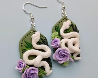 Boucles d'oreilles serpent pendantes Boucles d'oreilles sorcières esthétiques faites à la main en pâte polymère, cadeau pour elle, idée cadeau de bijoux de boucle d'oreille