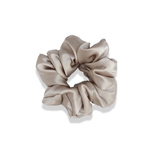 100% Mulberry Silk Hair Scrunchie |  Gift for her | Scrunchy | Champagne