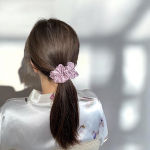 Mulberry Silk Hair Scrunchie: Gentle Hair Tie, Elegant Colors