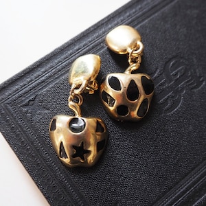 Vintage clip-on earrings | Gold tone clip-on earrings | Vintage gold tone earrings | Clip-on earrings | Chunky clip-on earrings