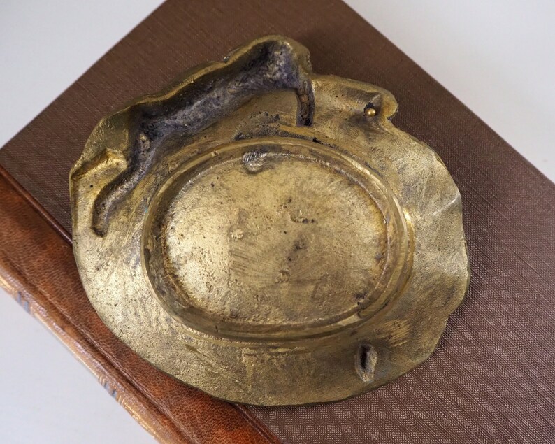 Vintage trinket dish | Vintage brass trinket dish | Vintage soap dish | Vintage angel dish | Vintage jewelry dish image 7