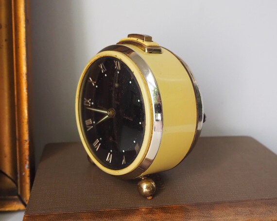 Reloj despertador junghans a cuerda hotsell