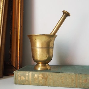 Vintage Messingmörser und Pistill | Vintage Messing Mörser | Mariefors-Kellokoski Mörser | Hergestellt in Finnland | Messing Mörser