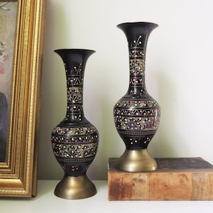 Set of two vintage vases | Brass vases | Matching vintage vases | Etched brass and black vases | Pastel vases