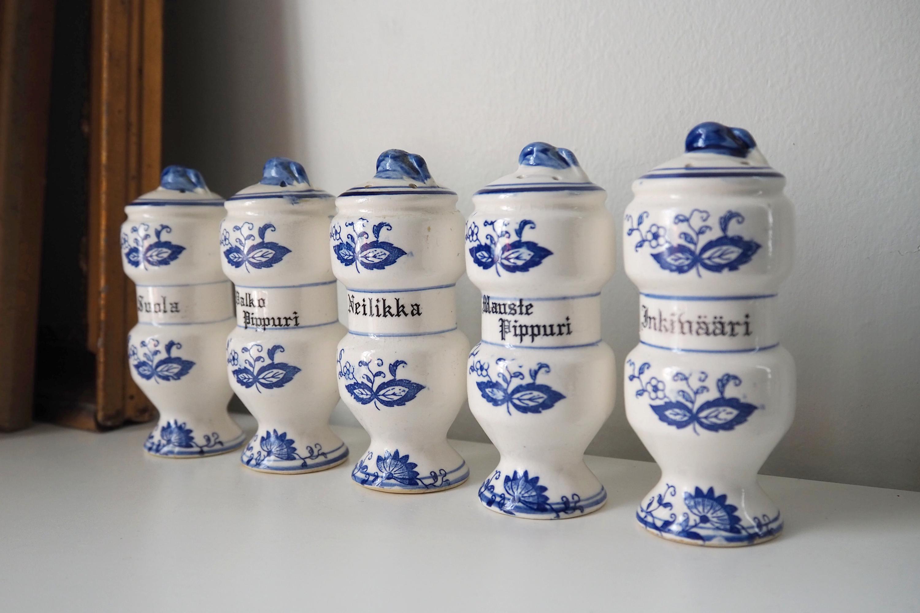 Ancien Service à épices Céramique Bleuets - 5 Pots Avec Couvercles