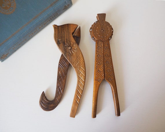 Lot de 5 casse-noix casse-noisettes anciens - XIXe/ XXe